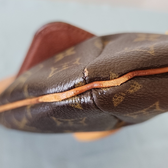 Louis Vuitton Monogram Musette Salsa GM Crossbody - Picture 7 of 16